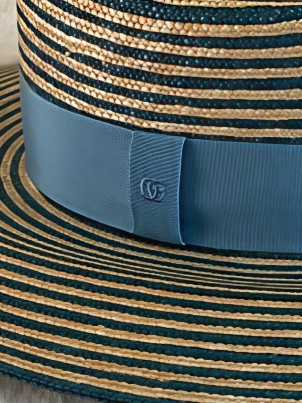 GUCCI Alvy Striped Beige and Light Blue Raffia Straw Hat - PRICE FIRM - Picture 2 of 16